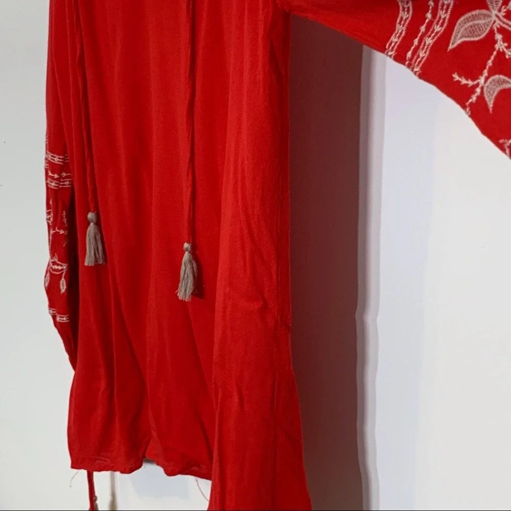 EUC Lush Cold Shoulder Strappy Boho Sleeve Dress‎